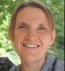 Dr. Anne Sunaert